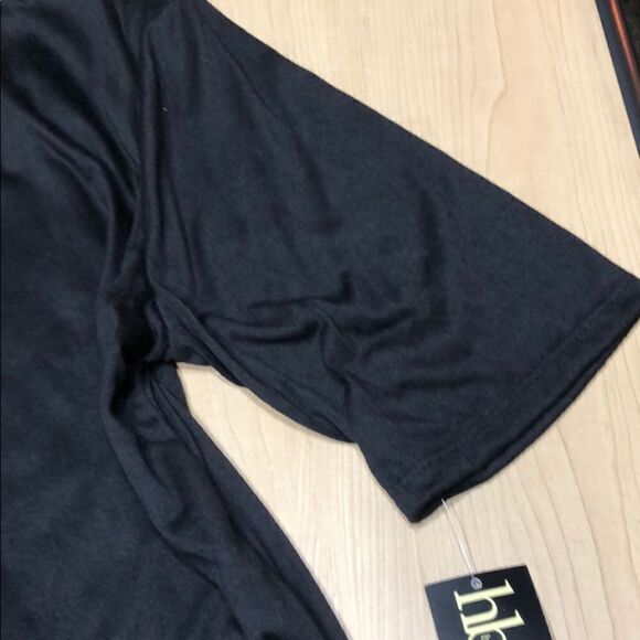 NWT Soft Woman Plus Top outside black inside blue - Picture 3 of 8